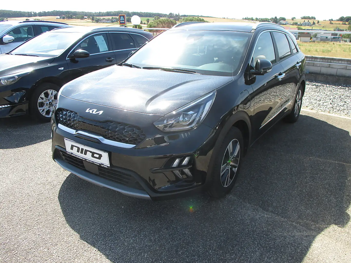 Kia Niro 1,6 GDI GPF Plug-In Hybrid PHEV Platin DCT Schwarz - 1
