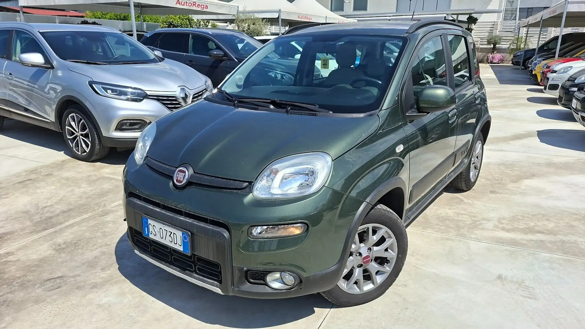 Fiat Panda 1.3 MJT 95 CV S&S 4x4 Verde - 1