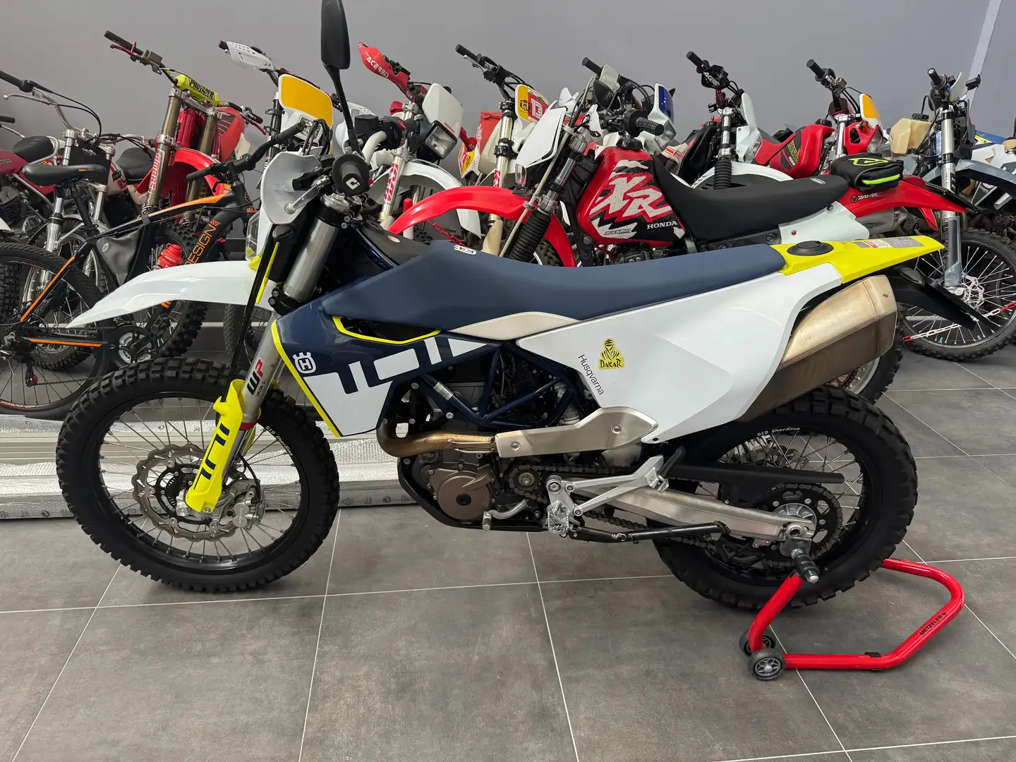 Husqvarna 701 Enduro Weiß - 2