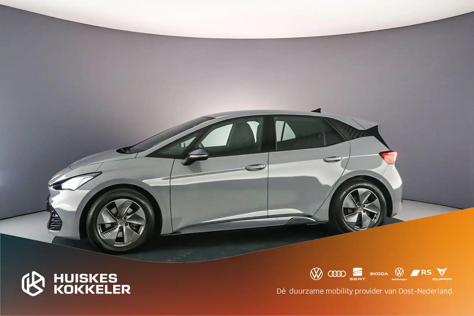 CUPRA Born Business One 204pk Automaat Adaptive cruise contro Šedá - 1