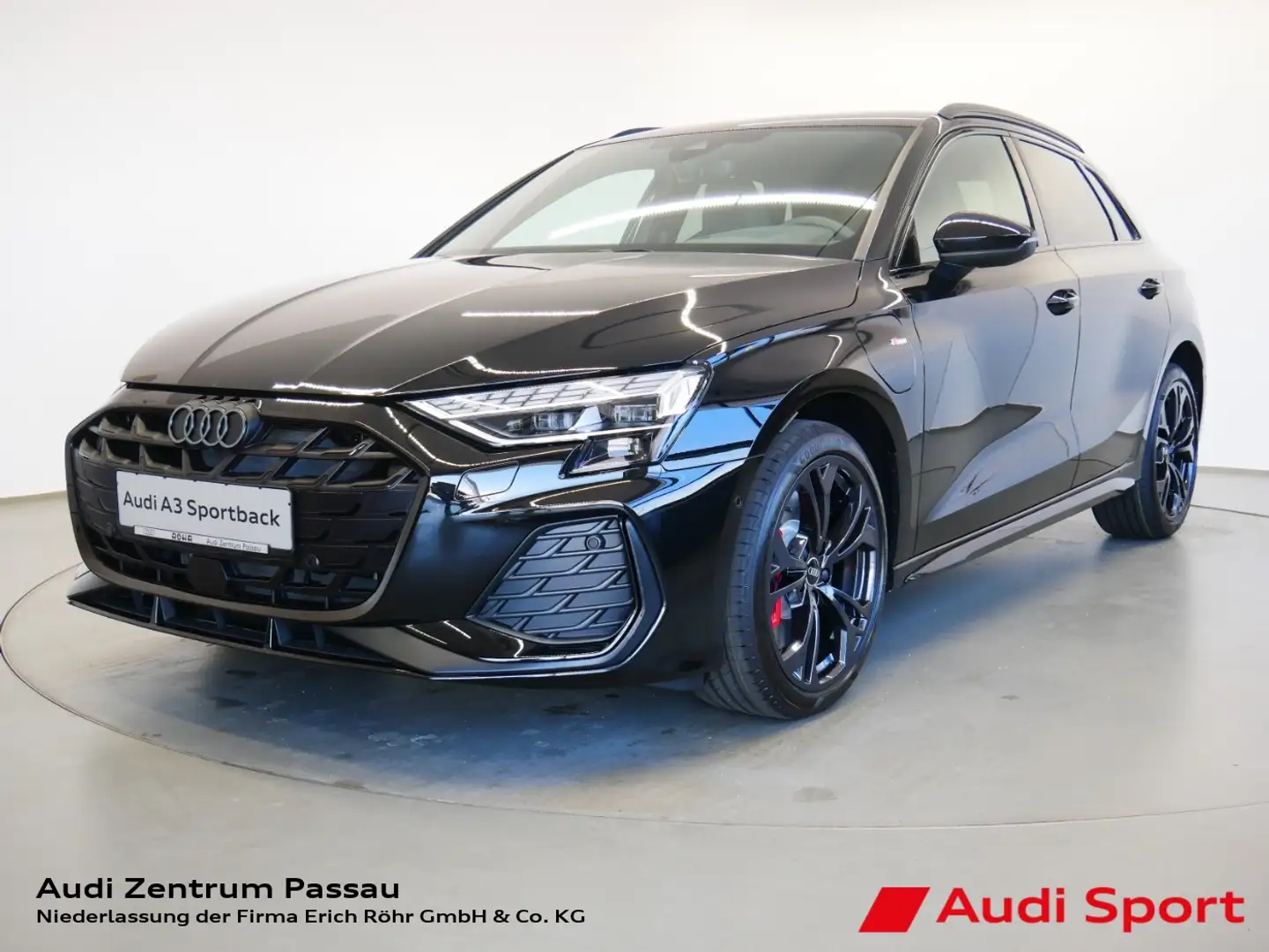 Audi A3 Sportback S line 45 TFSI e 200(272)  S tronic Noir - 1