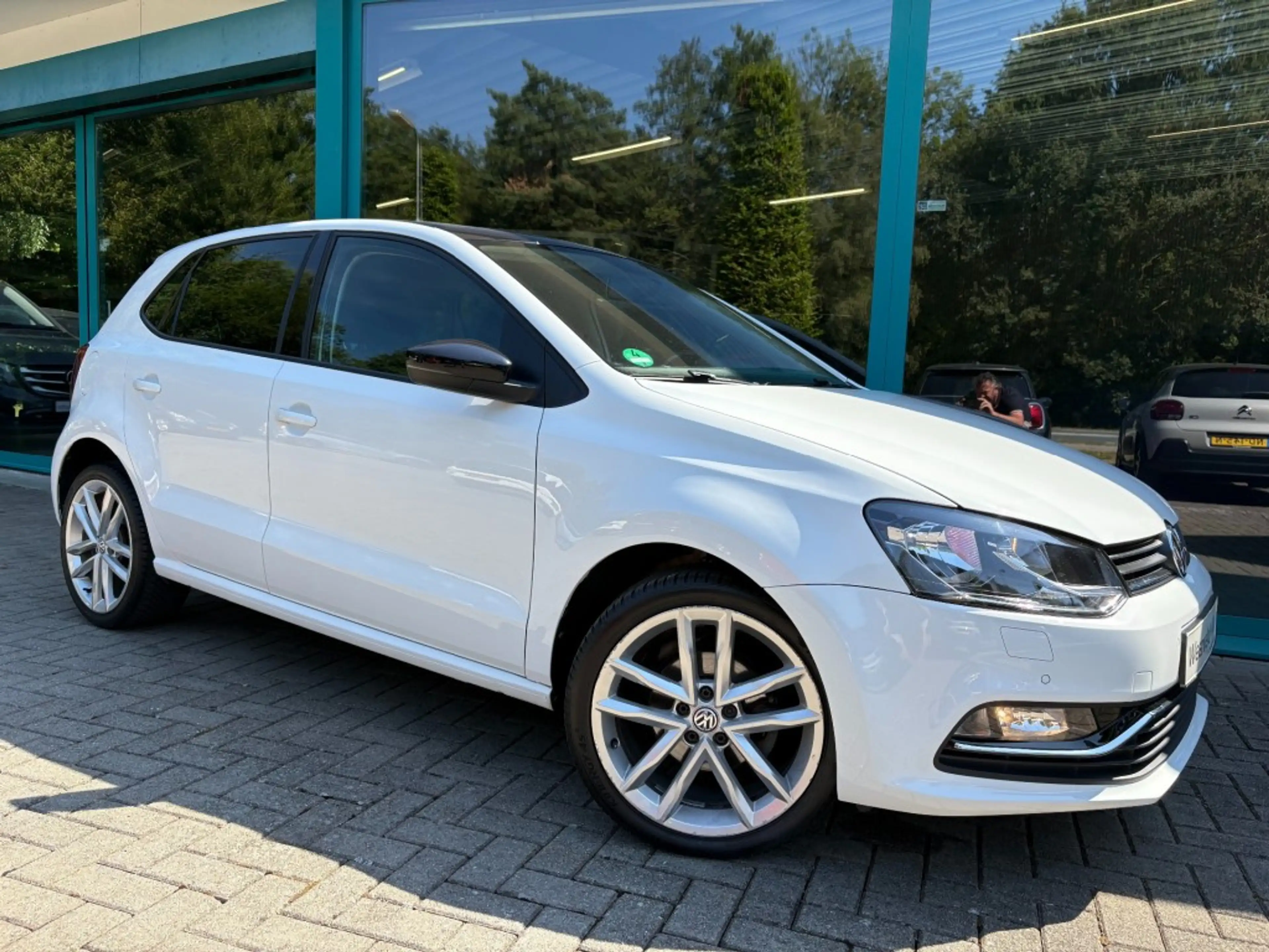 Volkswagen Polo 1.2 TSI HIGHLINE  Airco, 17Inch, PDC — photo 3