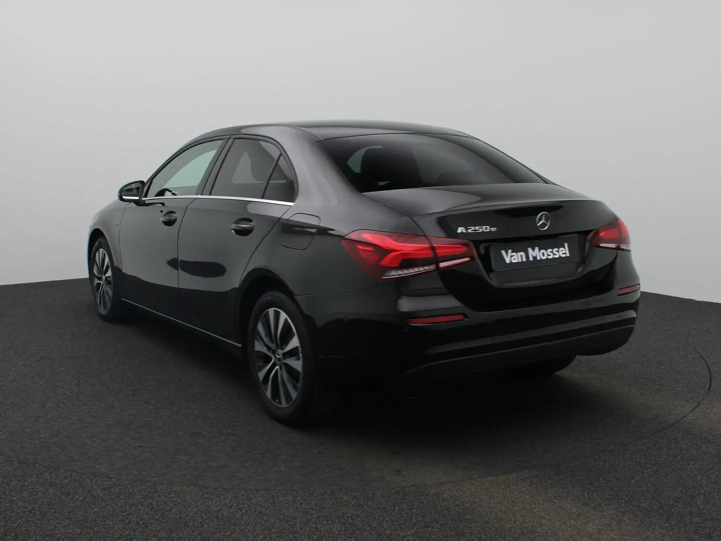 Mercedes-Benz A 250 e Business Line | Half Leder | Sportstoelen | Priv Noir - 2