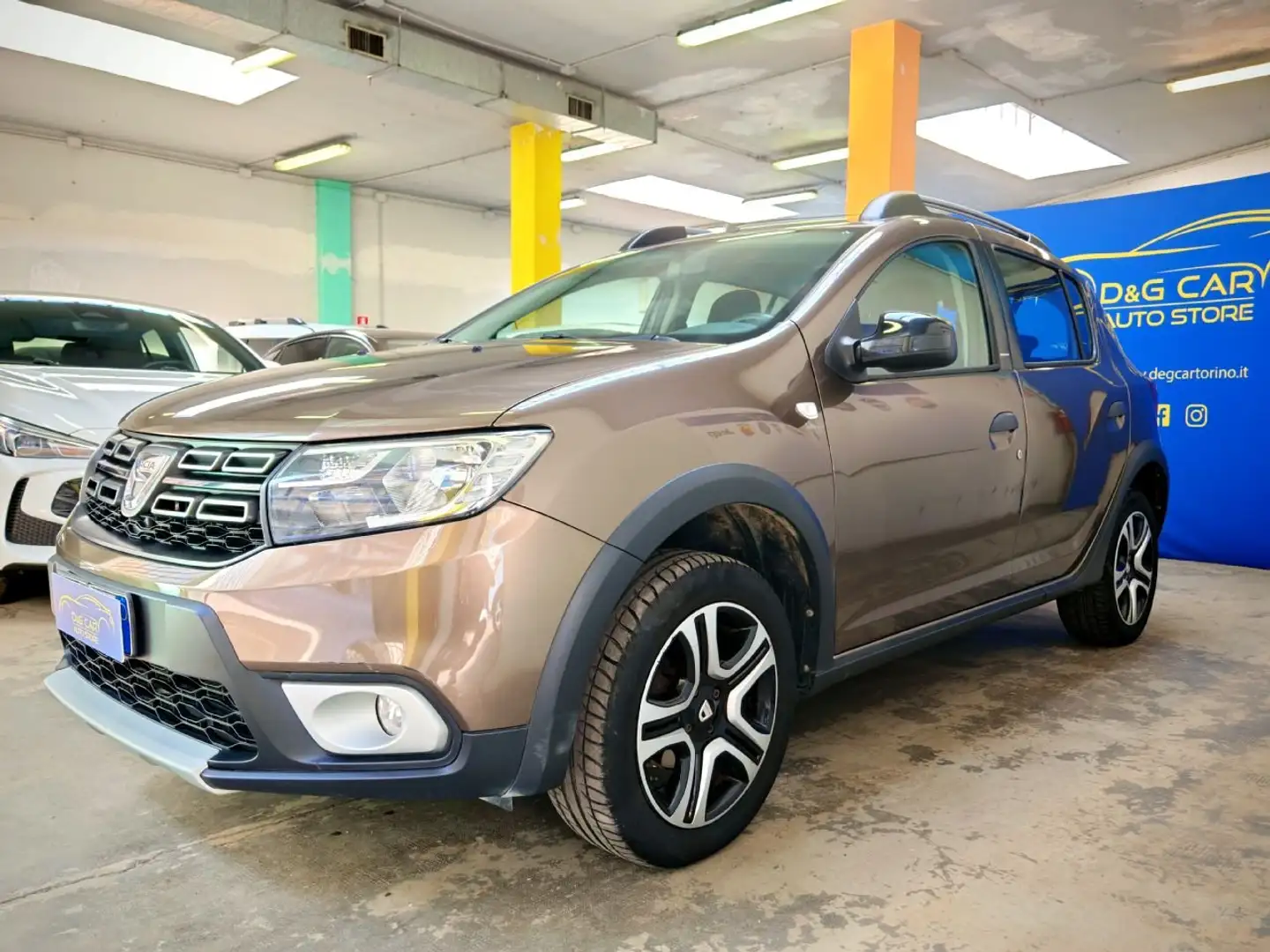 Dacia Sandero IN ARRIVO - Dacia Sandero Stepway 1.0 GPL Bruin - 2