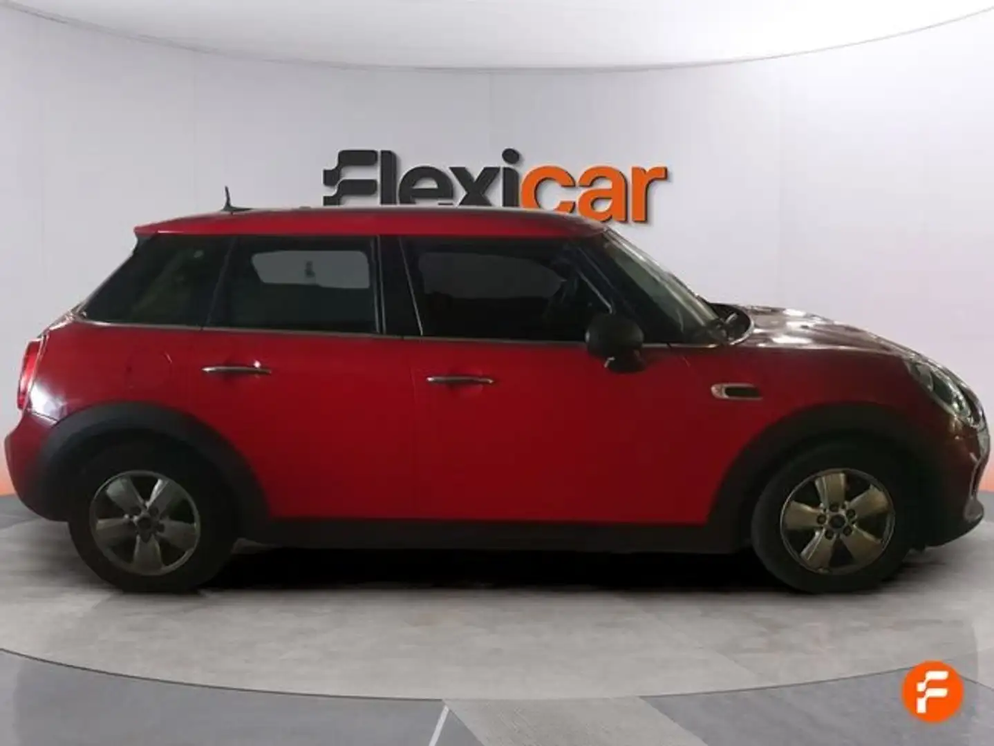 MINI Cooper ONE 5 PUERTAS Rojo - 2