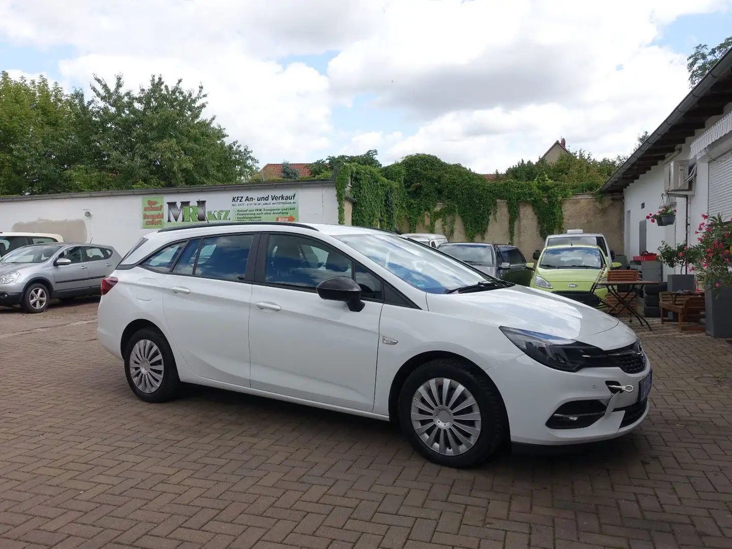 Opel Astra K Sports Tourer, EU6, Autom., Motorproblem Weiß - 1