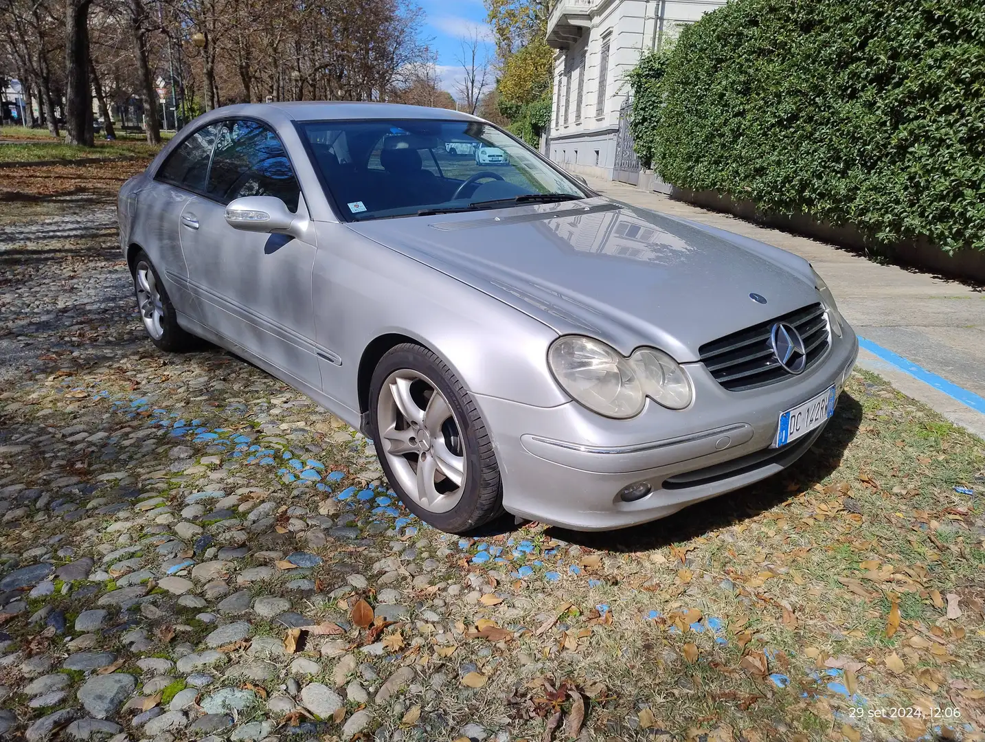 Mercedes-Benz CLK 270 CLK Coupe 270 cdi Avantgarde - RC storica Silber - 1