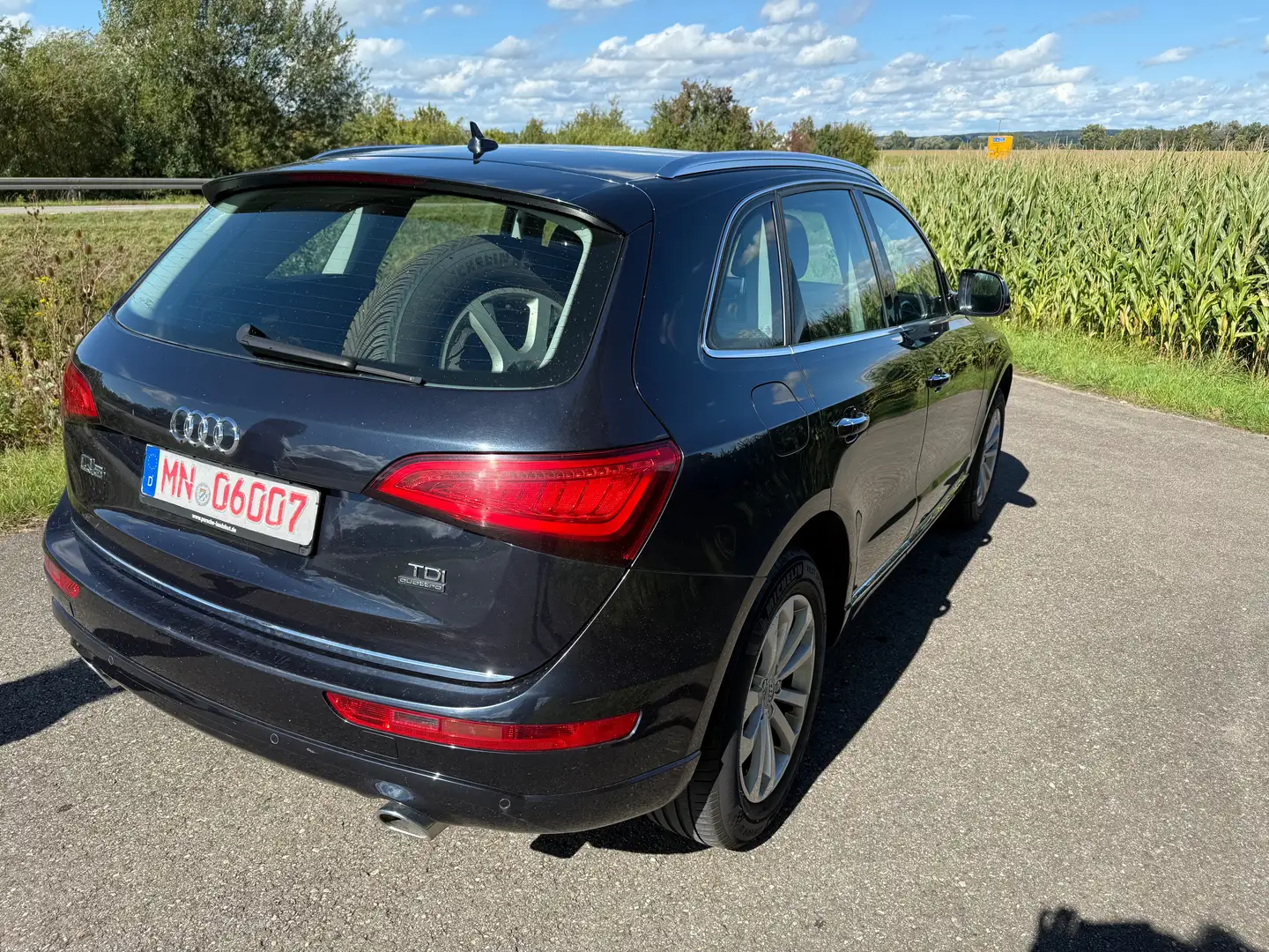 Audi Q5 3.0 TDI (190 kW) quattro Schwarz - 2