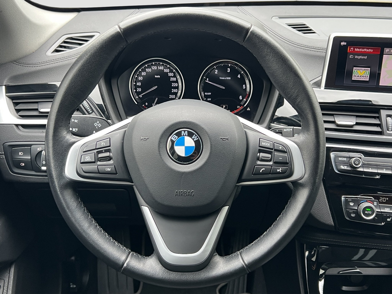 BMW X1 sDrive18d Aut. Sport Line LED ParkA. SpurA. — photo 12