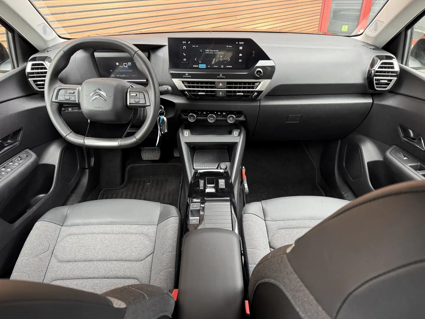 Citroen E-C4 Electric Feel 50 kWh Navi / Camera / Lm velg / DAB / Led / Negro - 2
