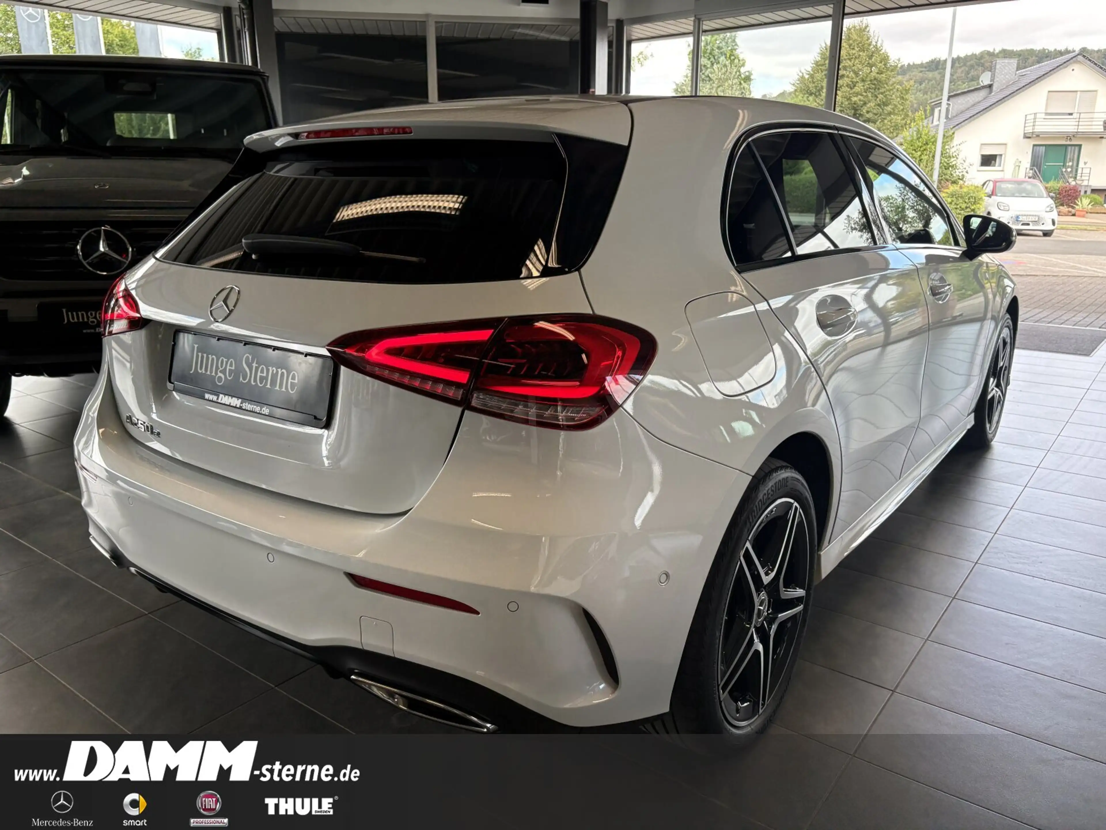 Mercedes-Benz A 250 A 250 e AMG/AHK/Multibeam/Night/Kamera/Ambiente — photo 5