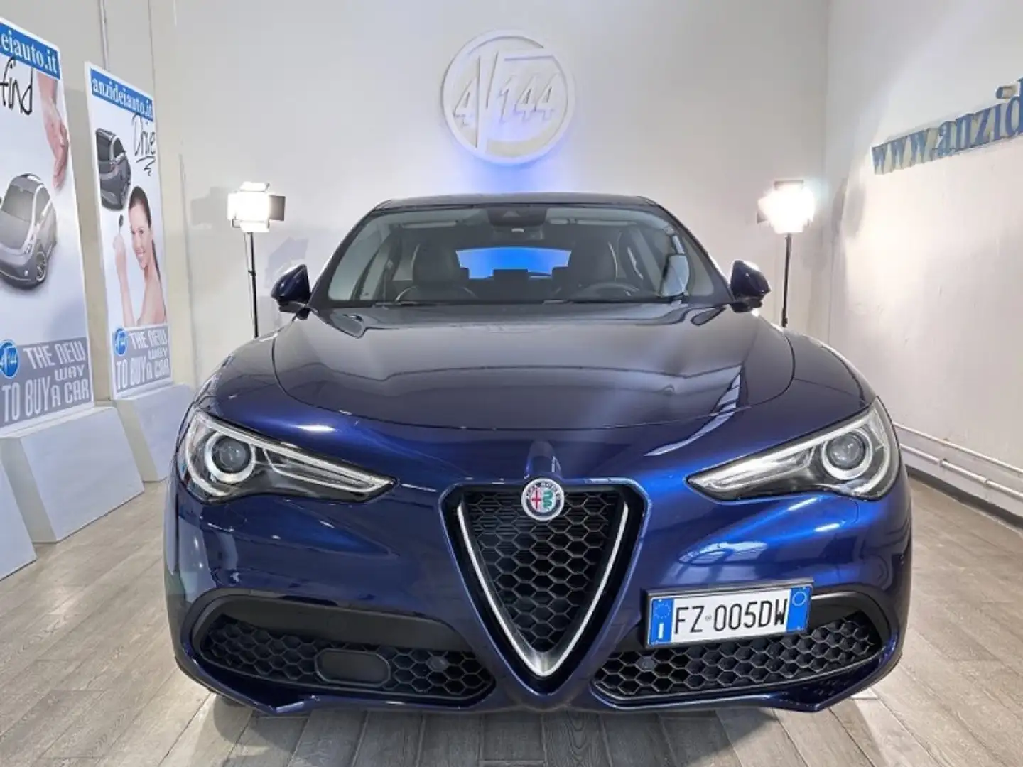 Alfa Romeo Stelvio 2.2 Turbodiesel 160 CV AT8 RWD Blu/Azzurro - 2