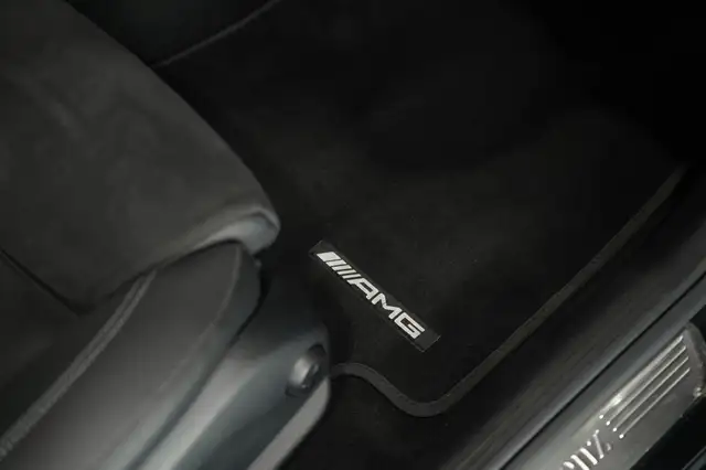 Mercedes-Benz E-Class view 15