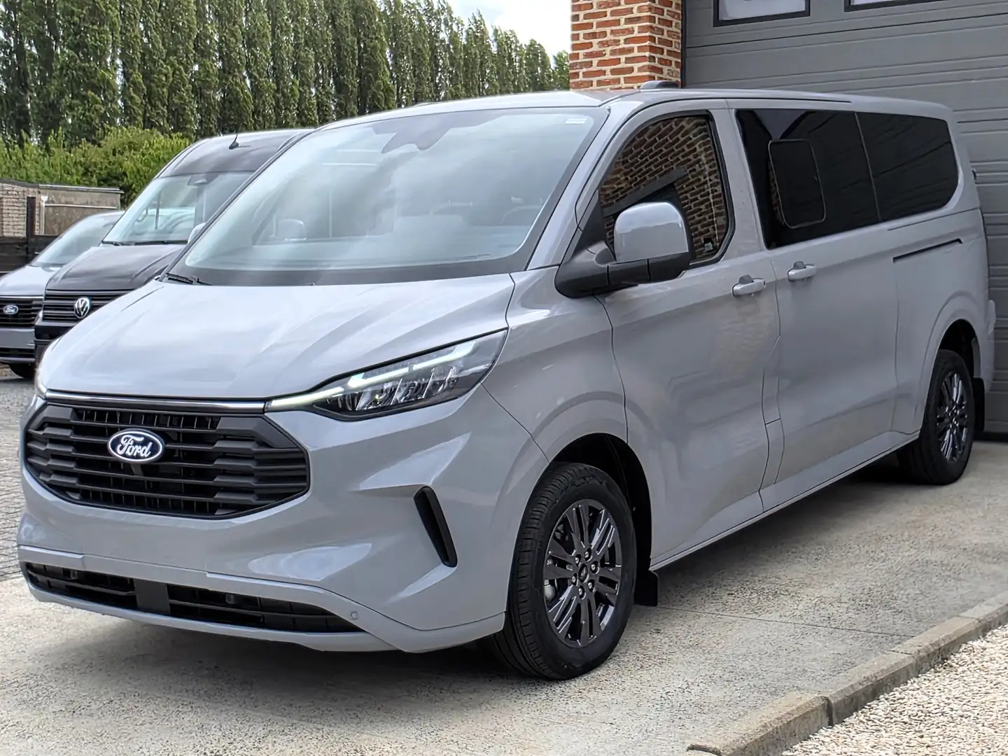 Ford Transit Custom Limited 39.990EX -  2025 NIEUW 0KM - 9 Zitplaatsen Gris - 2