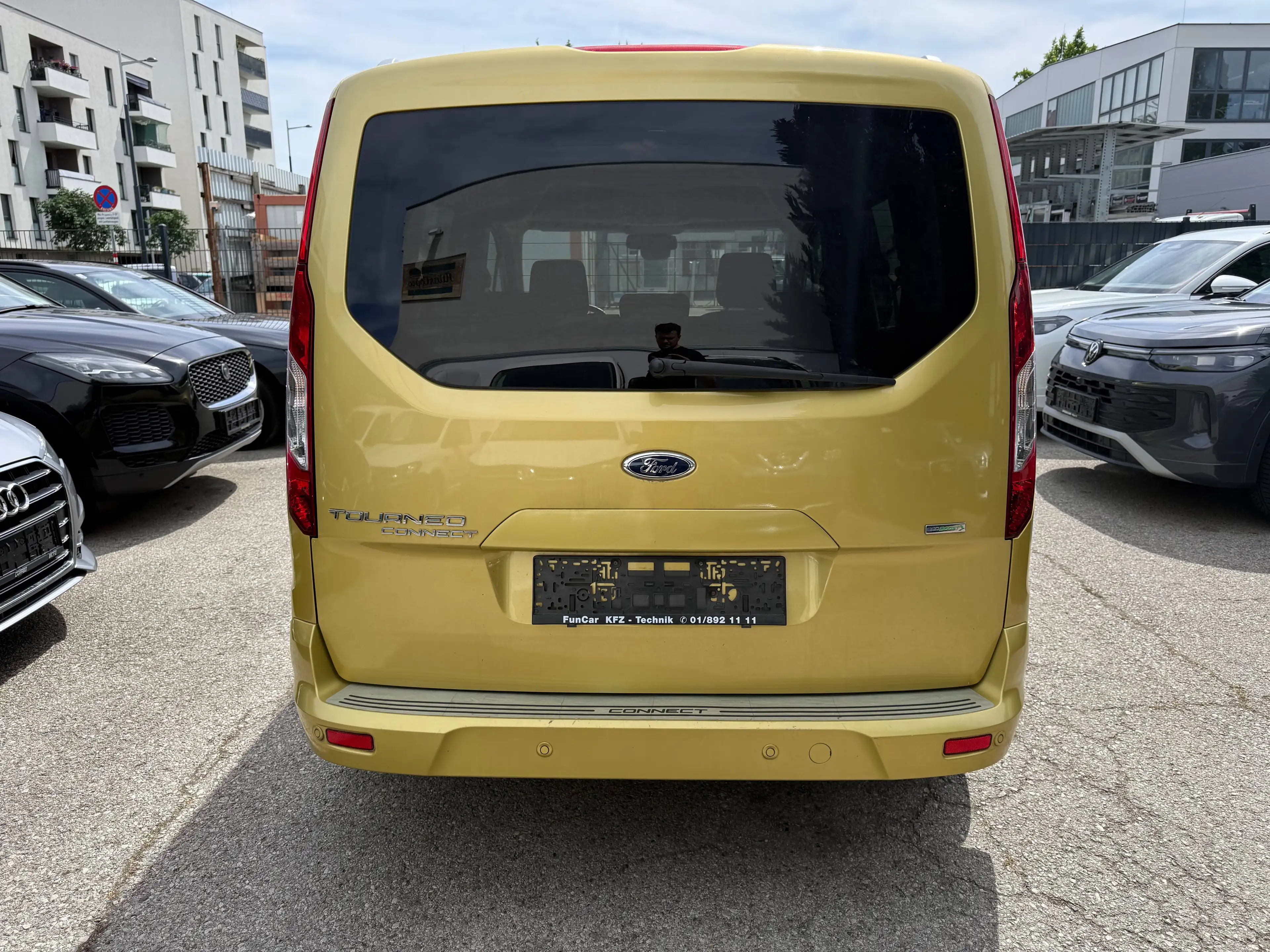 Ford Tourneo Connect Titanium //PANORAMADACH// — photo 6