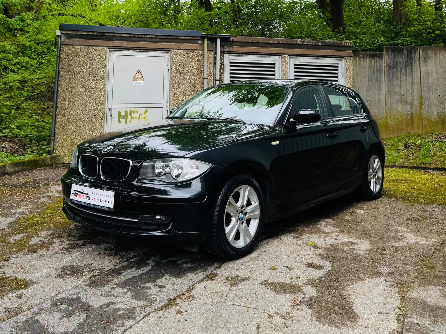 BMW 116 116i Noir - 1
