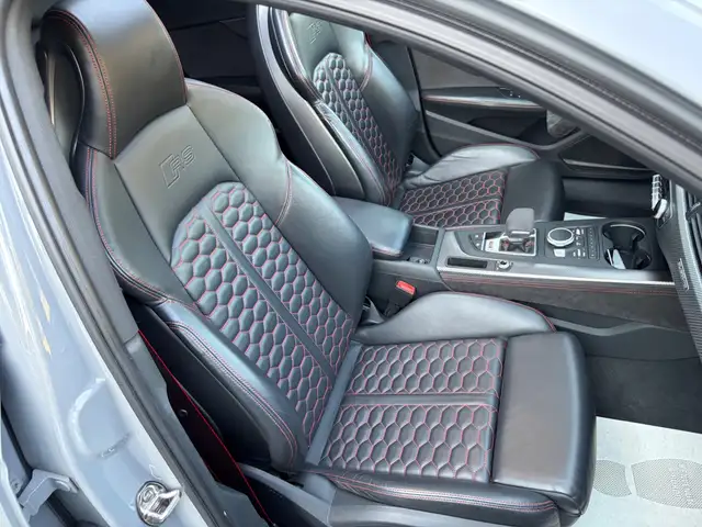 Audi A4 view 15