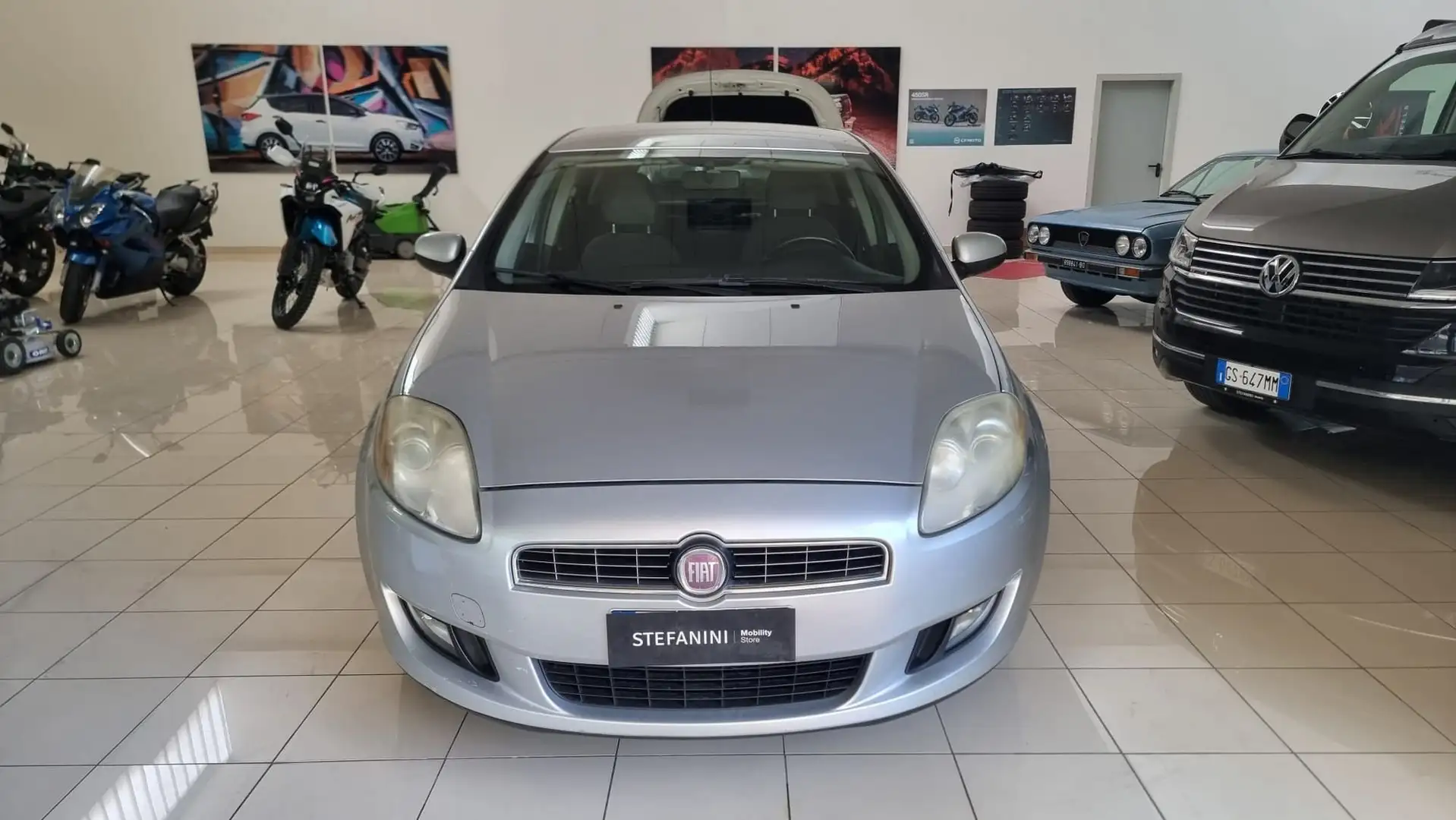 Fiat Bravo Bravo 1.4 Dynamic GPL Plateado - 2