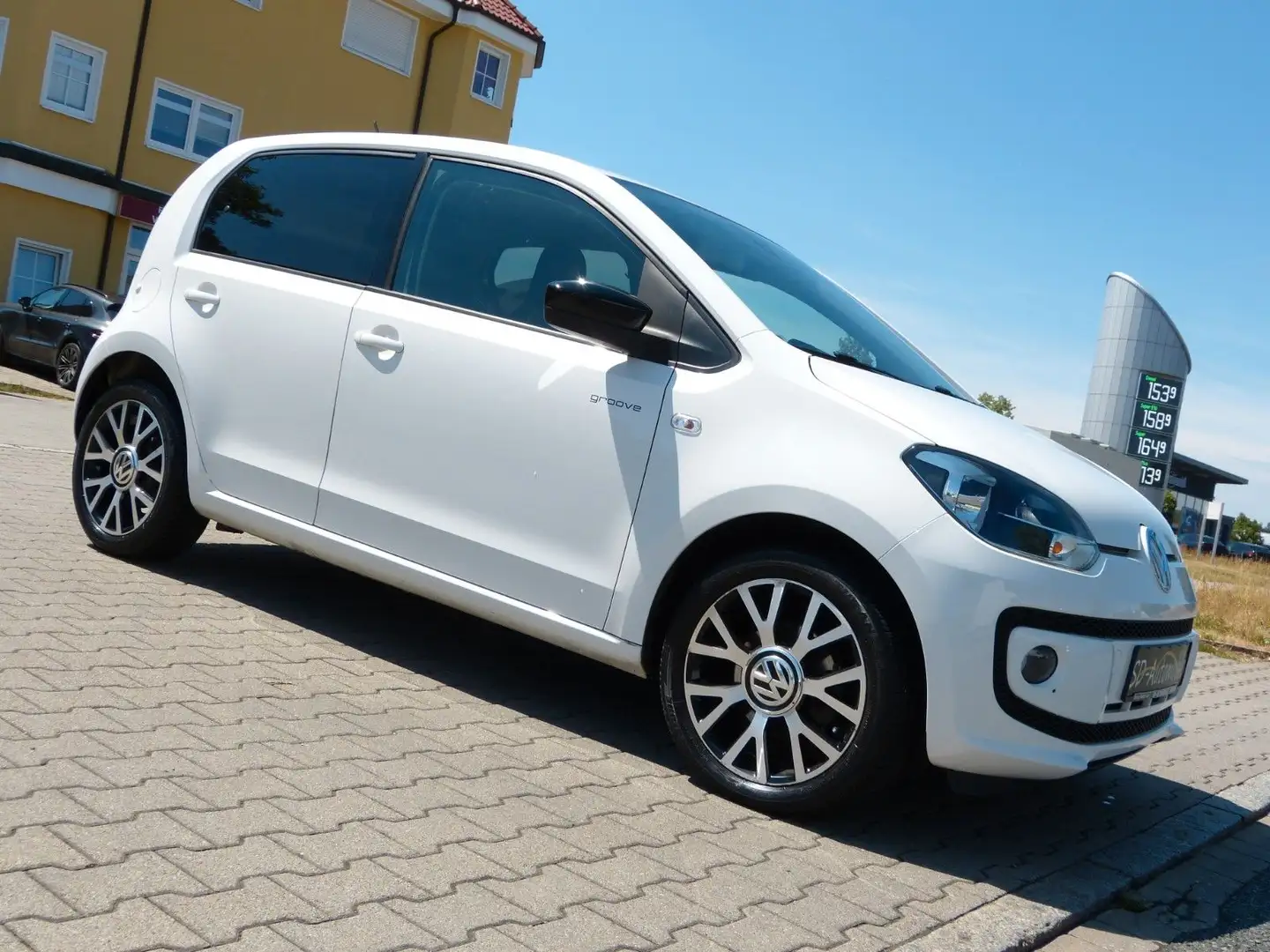 Volkswagen up! groove up! Automatik *Navi*Sitzhz*Tempo*PDC* Blanc - 2