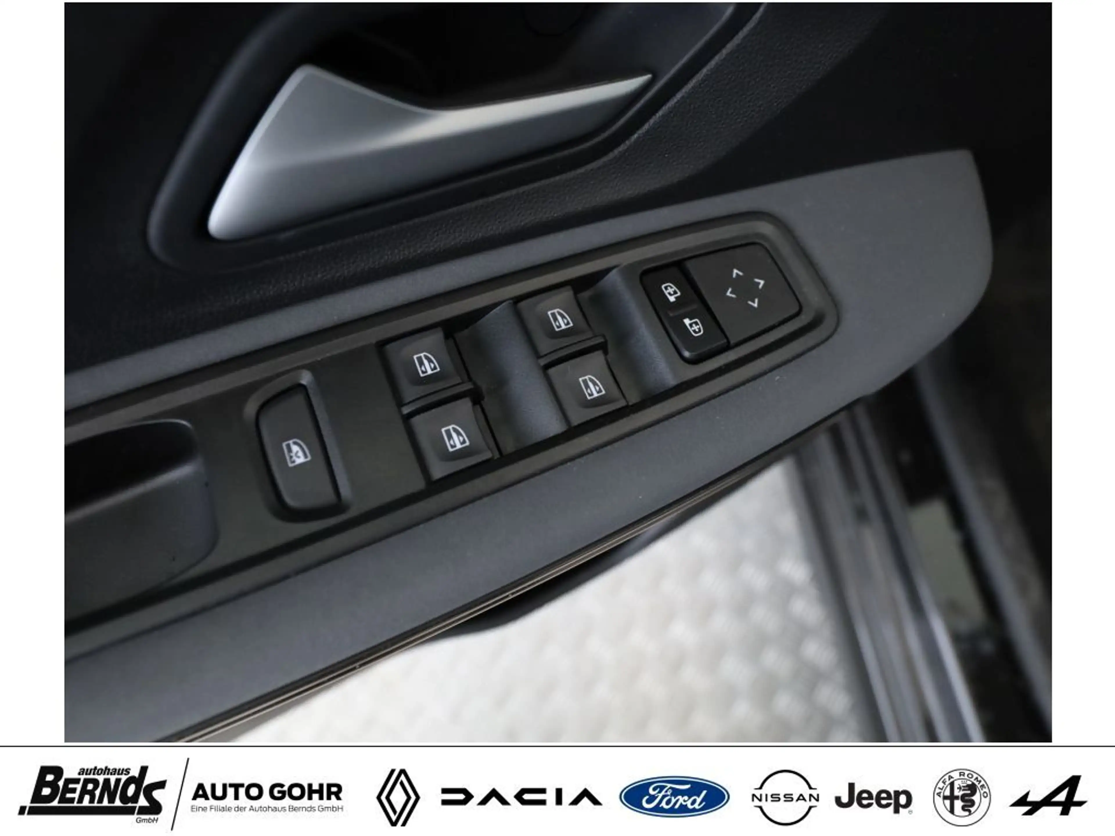 Dacia Jogger TCe 110 (7-Sitzer) Extreme Navi City SHZ Kamera — photo 14
