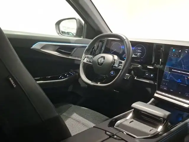 Renault Austral view 10