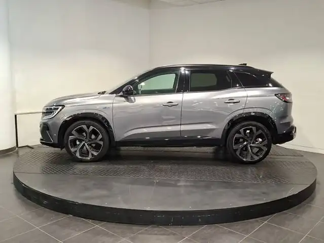 Renault Austral view 4