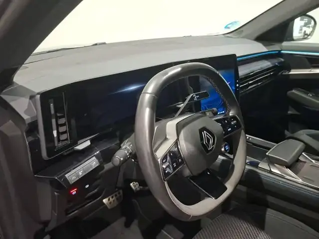 Renault Austral view 8