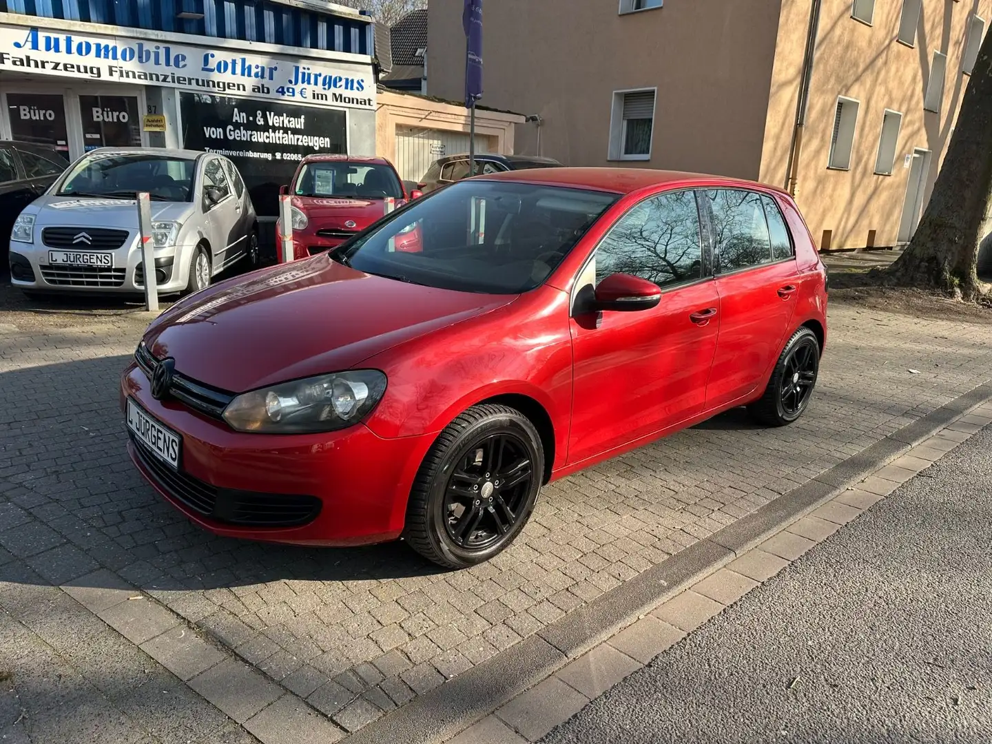 Volkswagen Golf VI Trendline-KLIMA-AB 69€ im Monat Finanzie Rot - 1