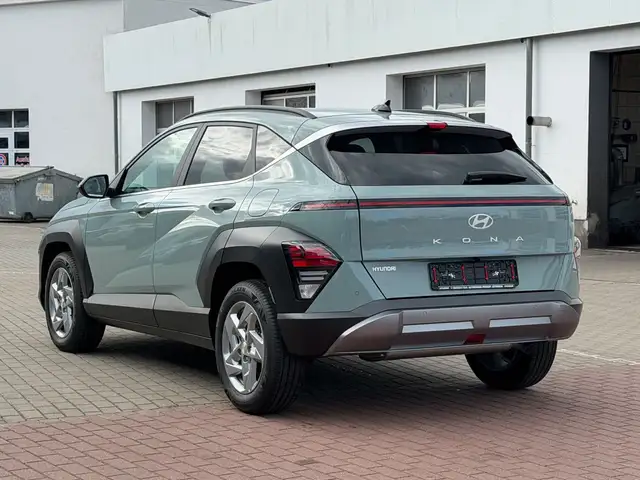 Hyundai Kona view 6