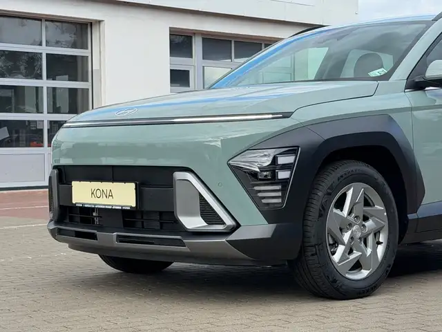 Hyundai Kona view 2