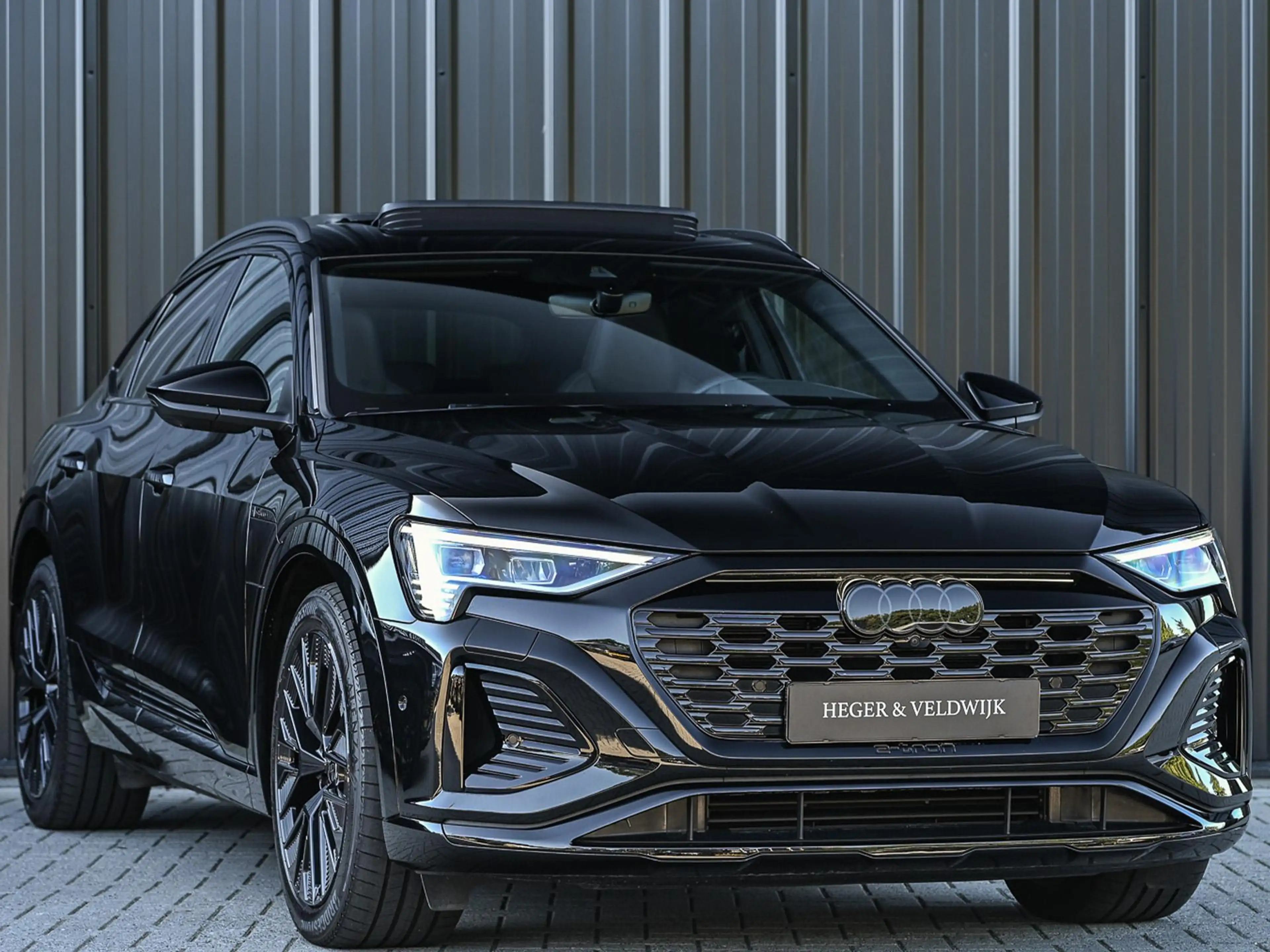 Audi Q8 e-tron Sportback 55 quattro S Edition 115 kWh 408pk | Pan — photo 34