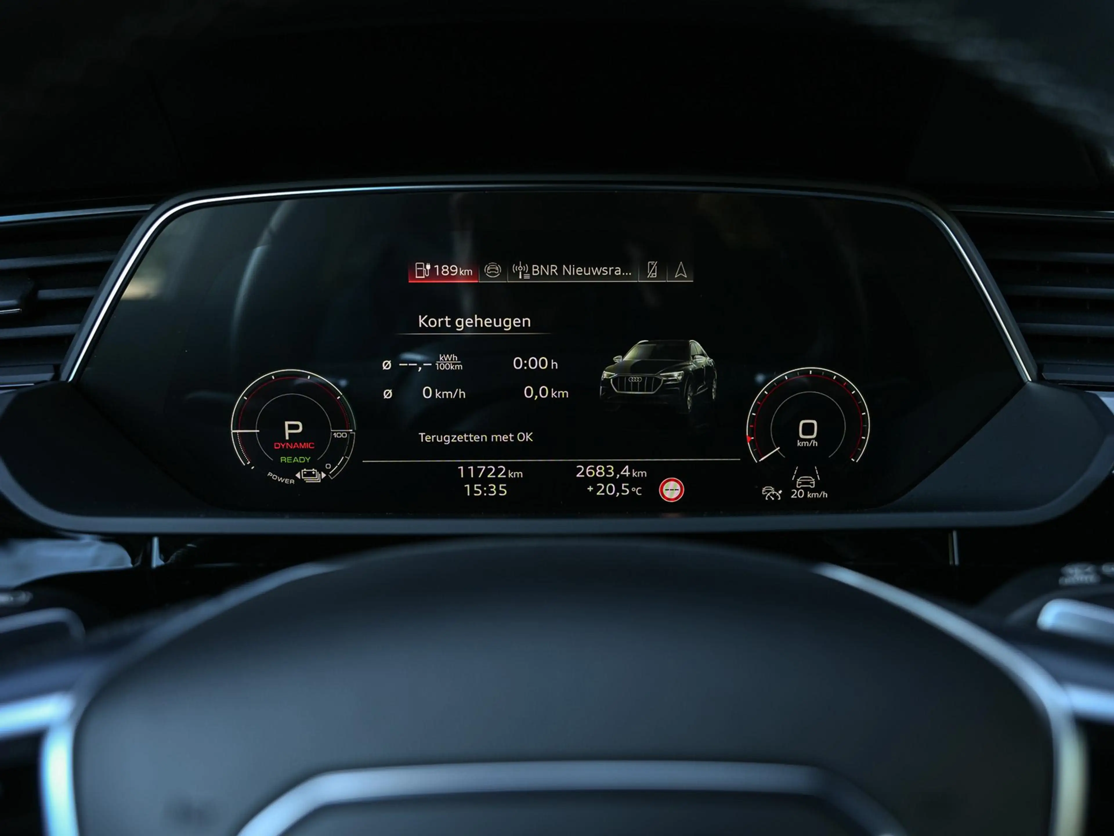 Audi Q8 e-tron Sportback 55 quattro S Edition 115 kWh 408pk | Pan — photo 25