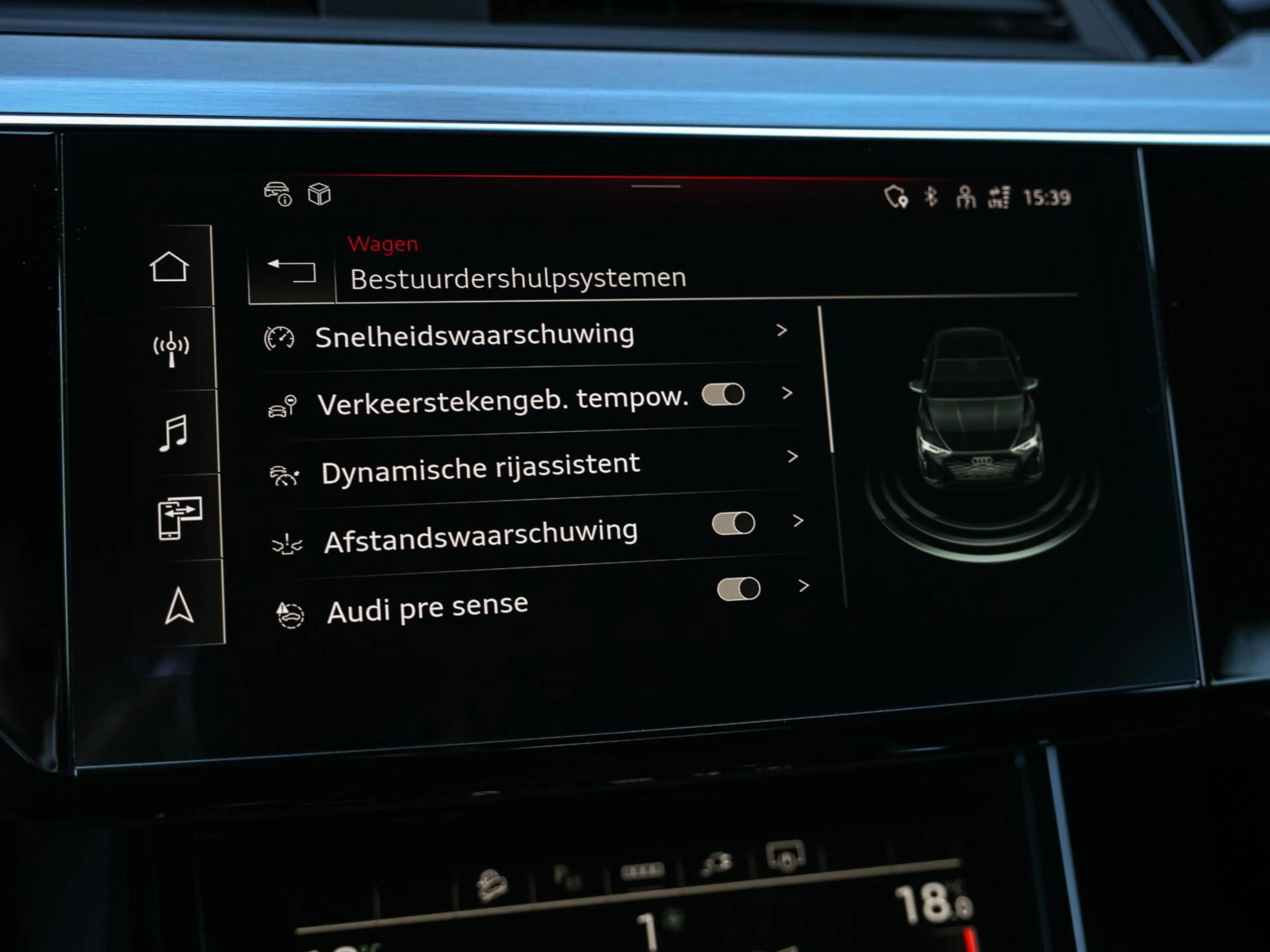 Audi Q8 e-tron Sportback 55 quattro S Edition 115 kWh 408pk | Pan — photo 18