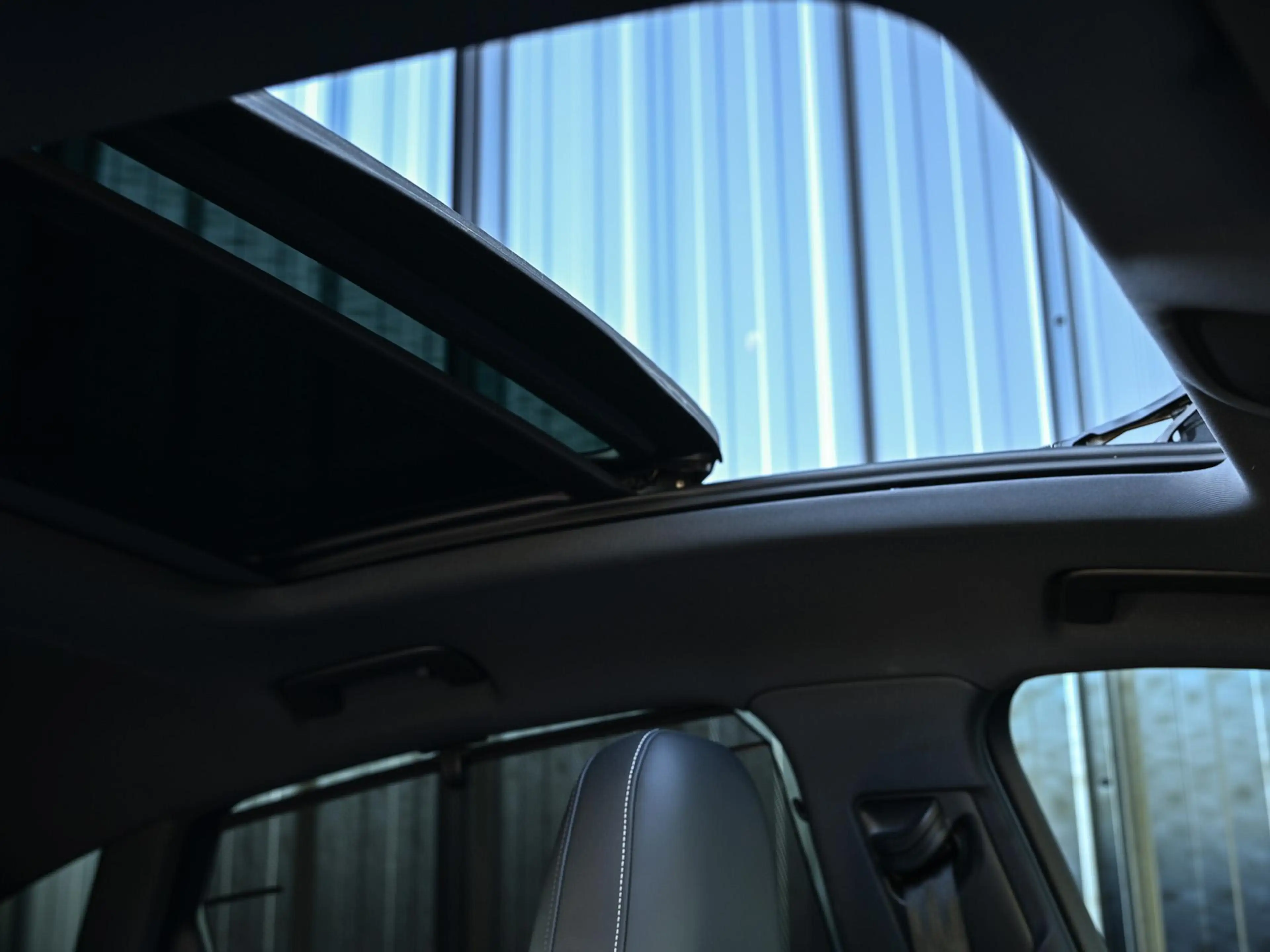 Audi Q8 e-tron Sportback 55 quattro S Edition 115 kWh 408pk | Pan — photo 2