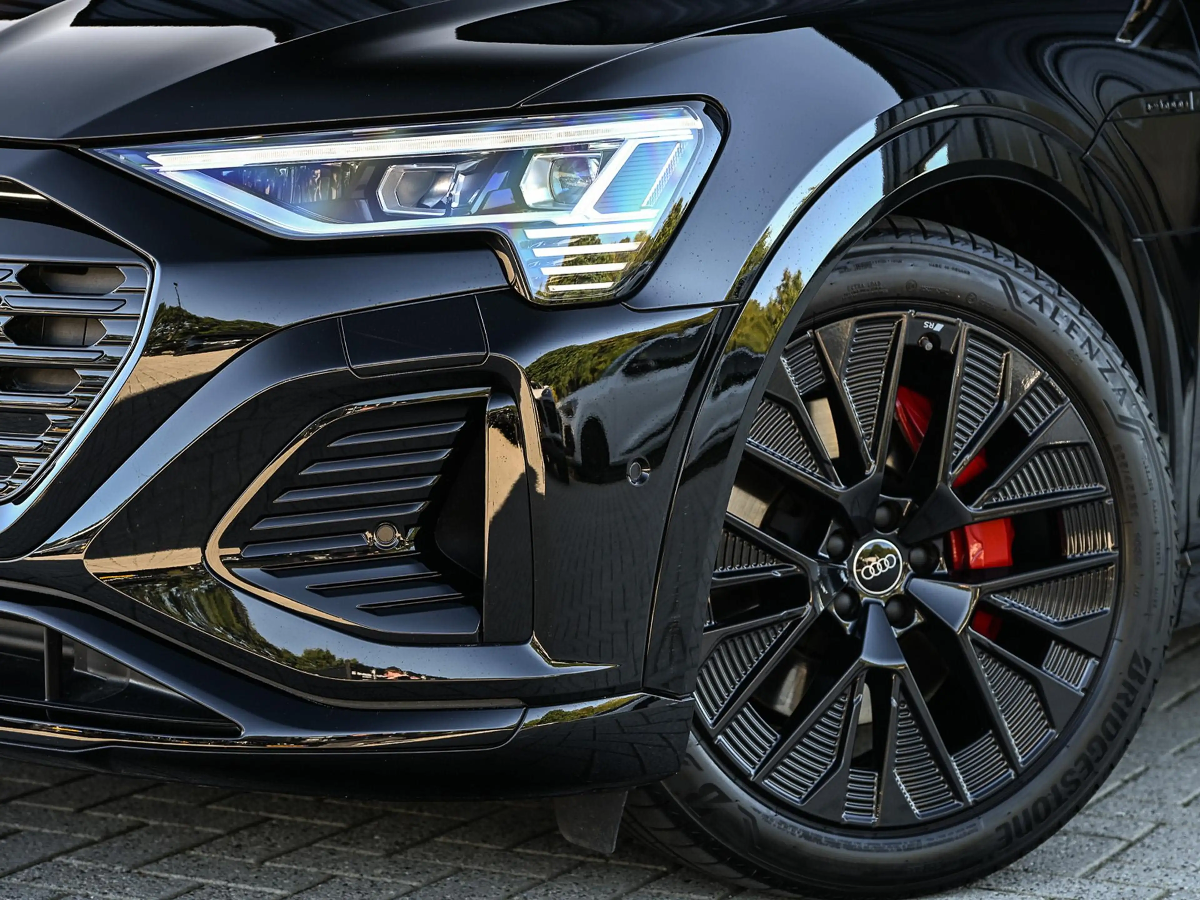 Audi Q8 e-tron Sportback 55 quattro S Edition 115 kWh 408pk | Pan — photo 7