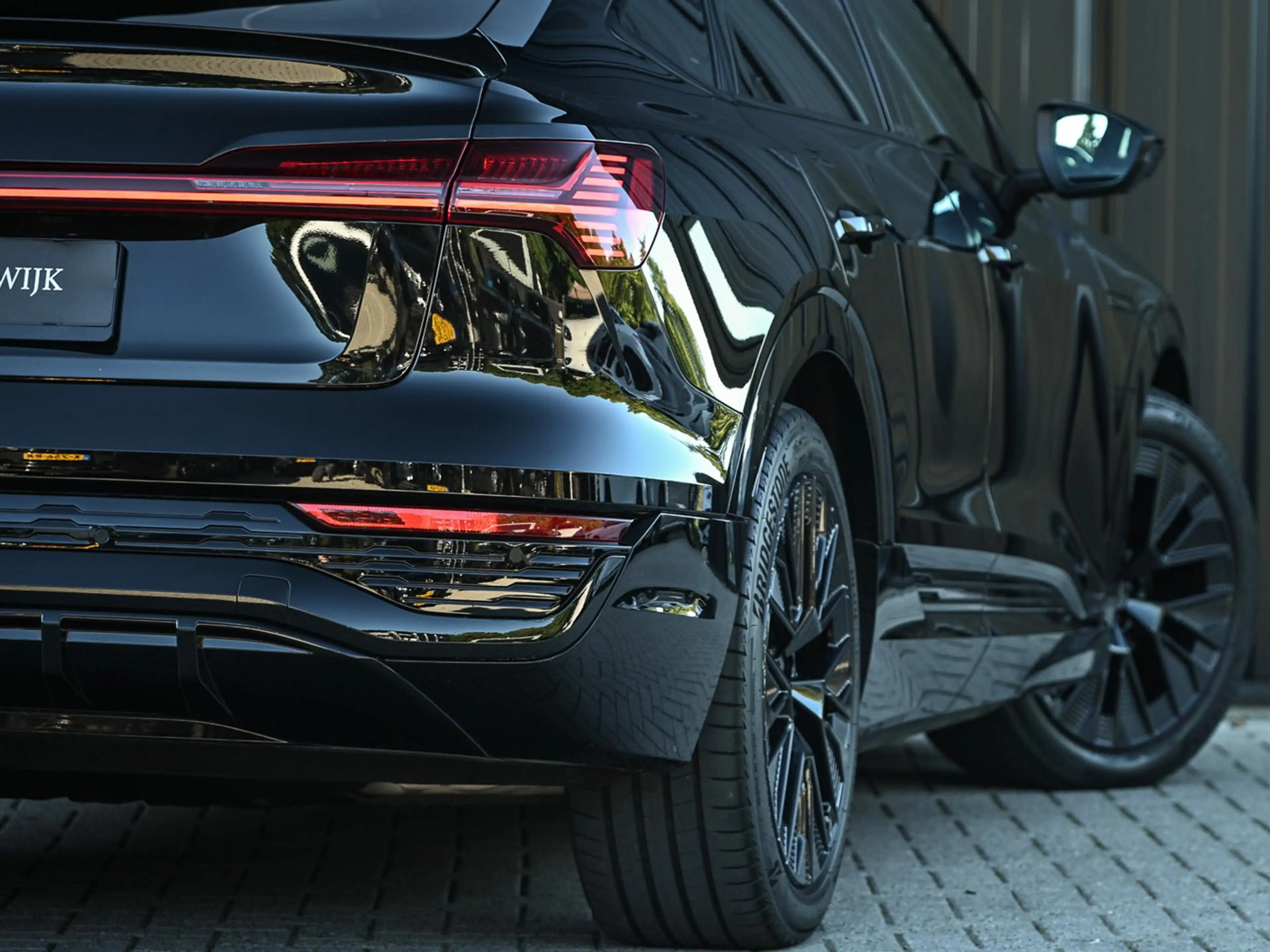 Audi Q8 e-tron Sportback 55 quattro S Edition 115 kWh 408pk | Pan — photo 31