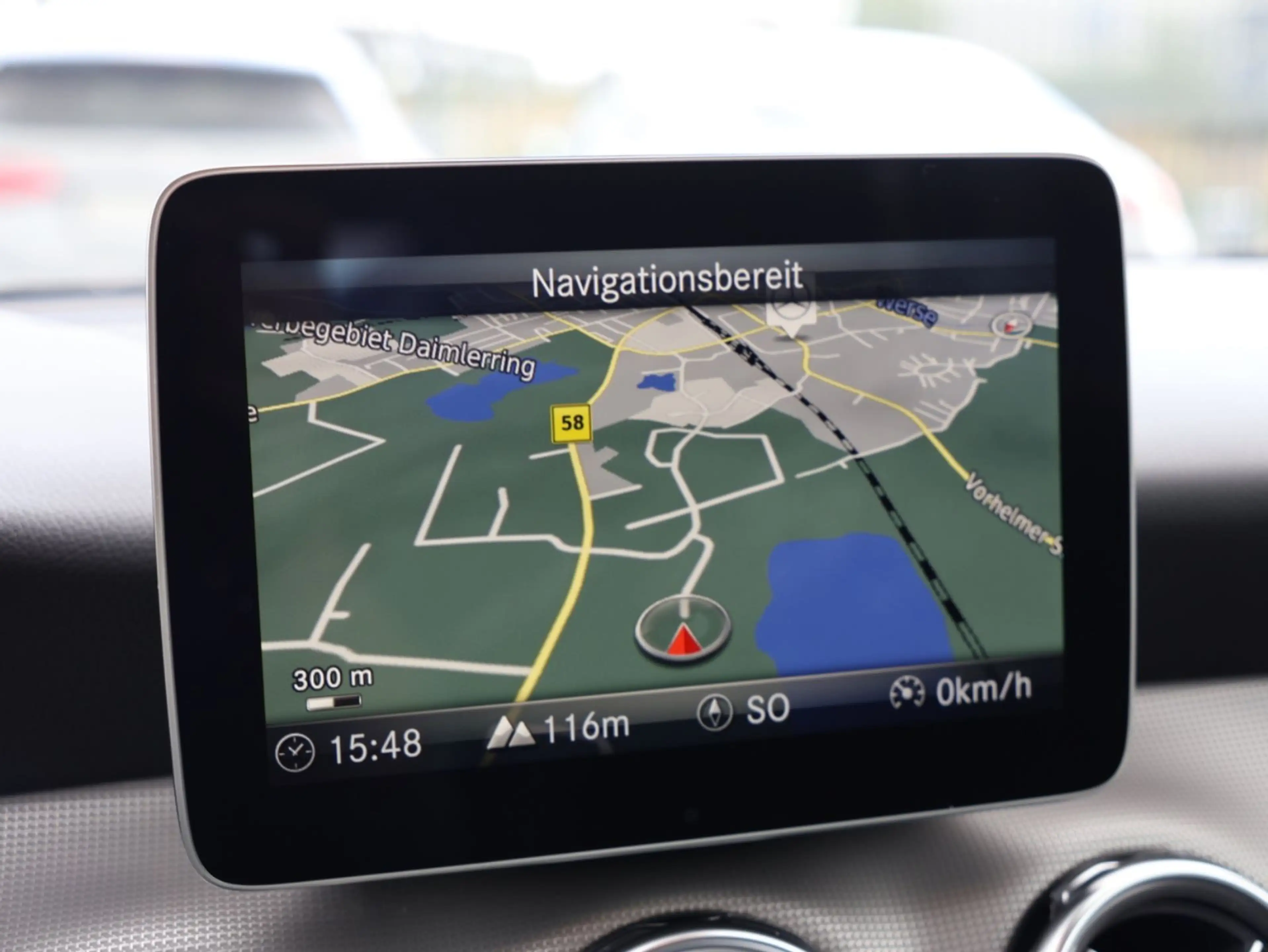 Mercedes-Benz GLA 200 Urban - ERST 21.900 KM   KAMERA   LED — photo 23