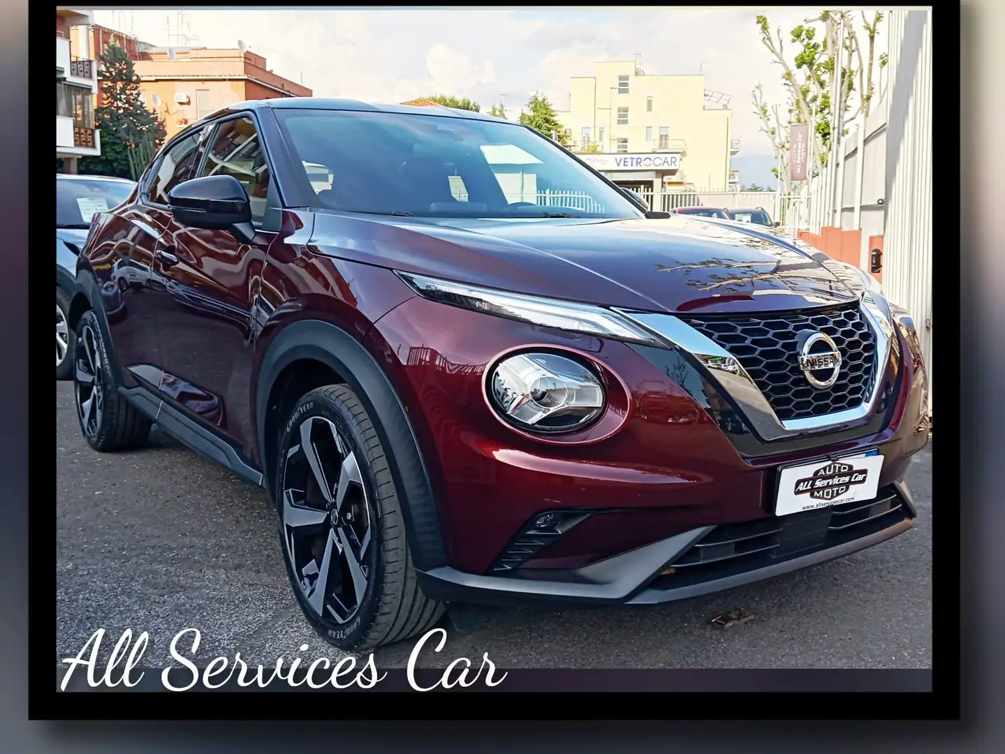 Nissan Juke 1.0 dig-t N-Connecta 114cv - 1