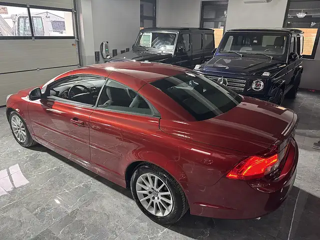 Volvo C70 view 9