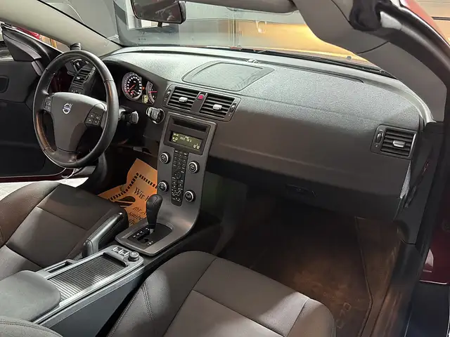 Volvo C70 view 15