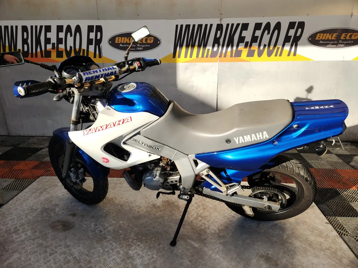 Yamaha TDR 125 Bleu - 2