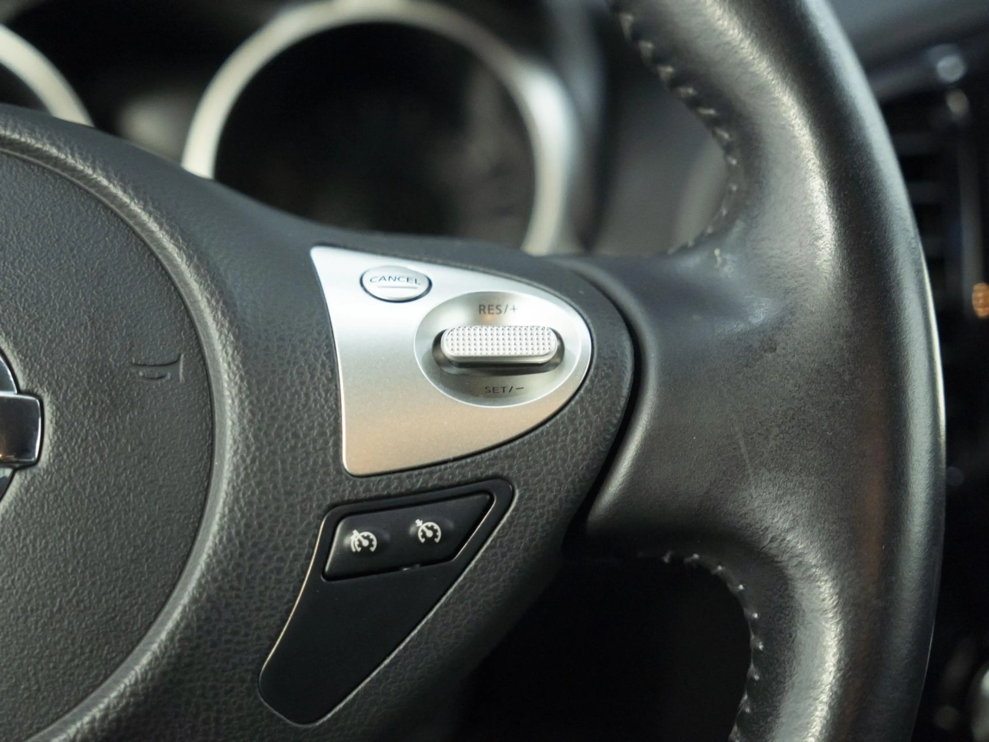 Nissan Juke 1.2 DIG-T N-Connecta | Bose Audio | Black Package — photo 14