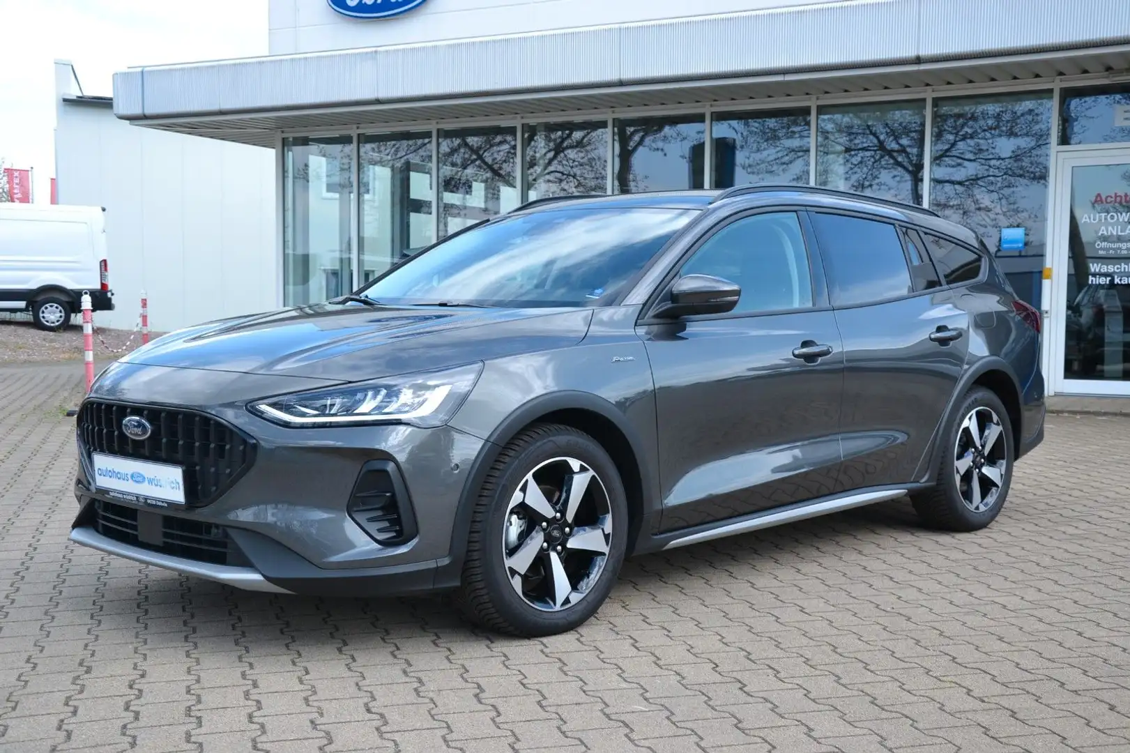 Ford Focus Turnier Active X, Nav,i, LED-SW, Pano-SD, Gris - 1