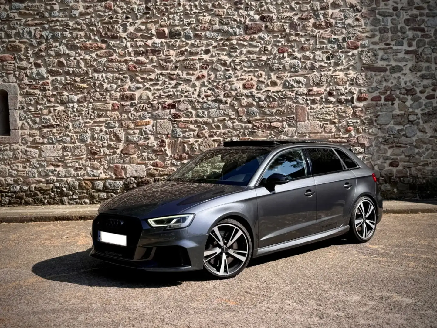 Audi RS3 Sportback 2.5 TFSI quattro S tronic 294kW Gris - 1