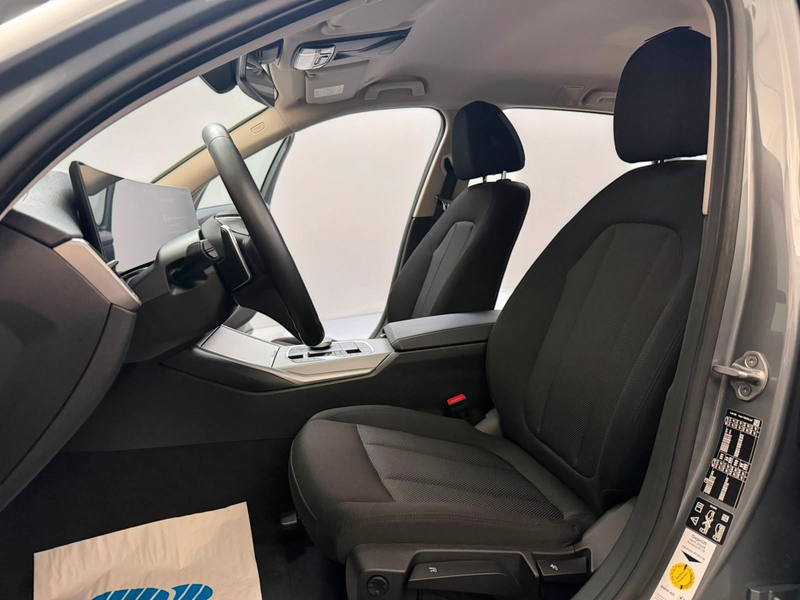 BMW 320 d xDrive T Shadow-Line WIDE*LED*CARPLAY*MEGA — photo 10