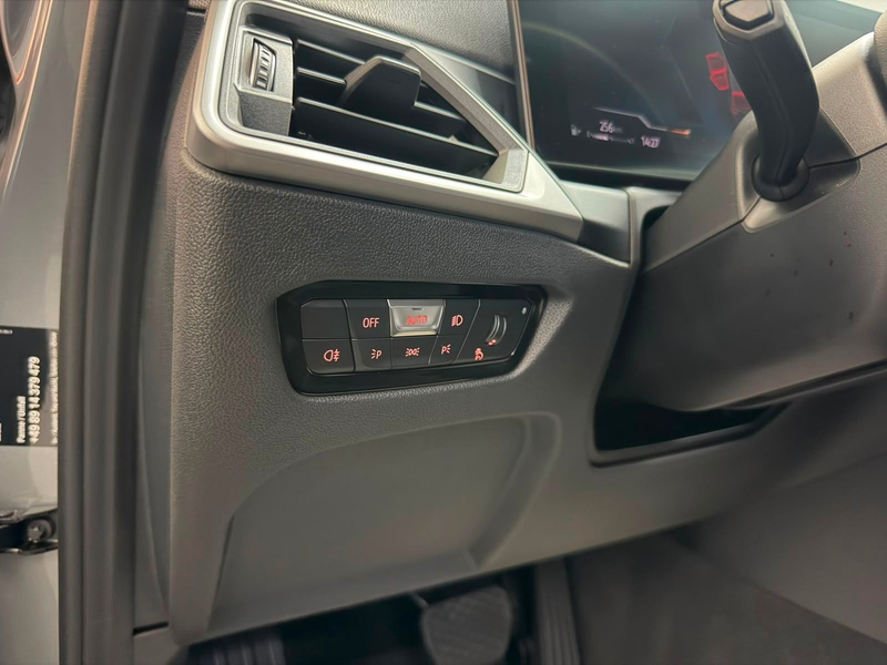 BMW 320 d xDrive T Shadow-Line WIDE*LED*CARPLAY*MEGA — photo 11