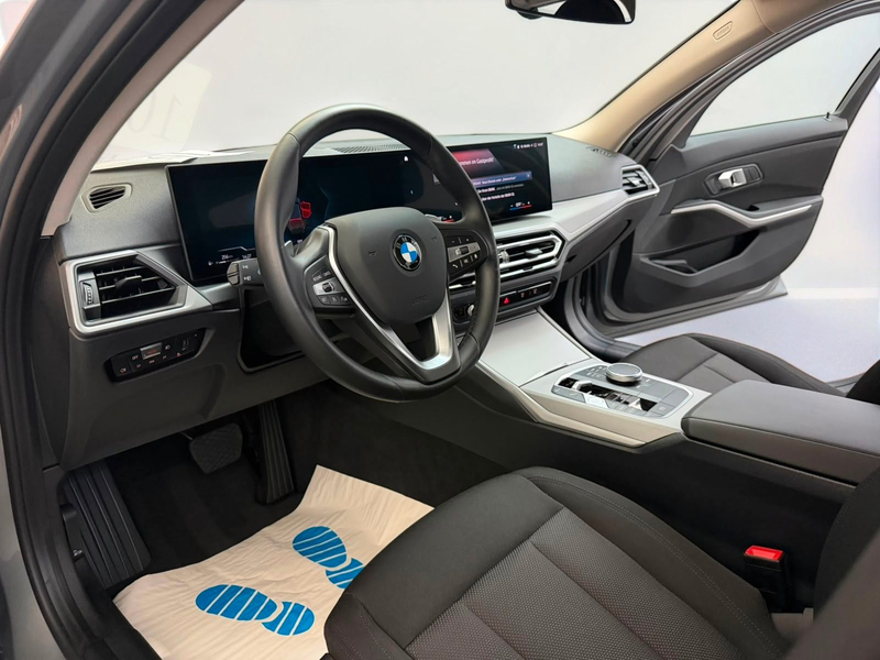 BMW 320 d xDrive T Shadow-Line WIDE*LED*CARPLAY*MEGA — photo 9
