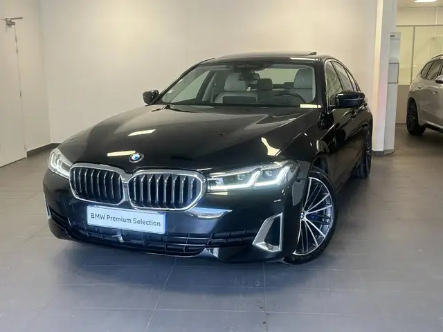 BMW 545 545eA xDrive 394ch Luxury Steptronic