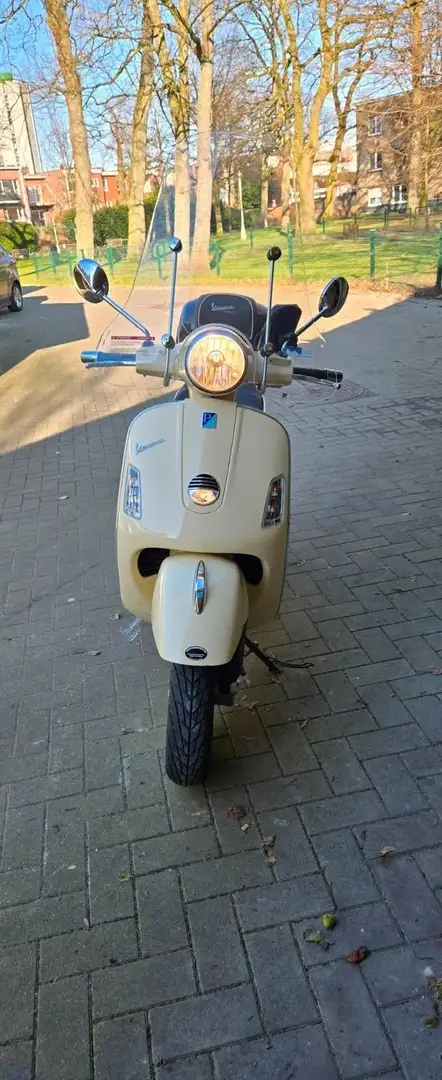 Vespa 125 Gts 125cc Sarı - 1