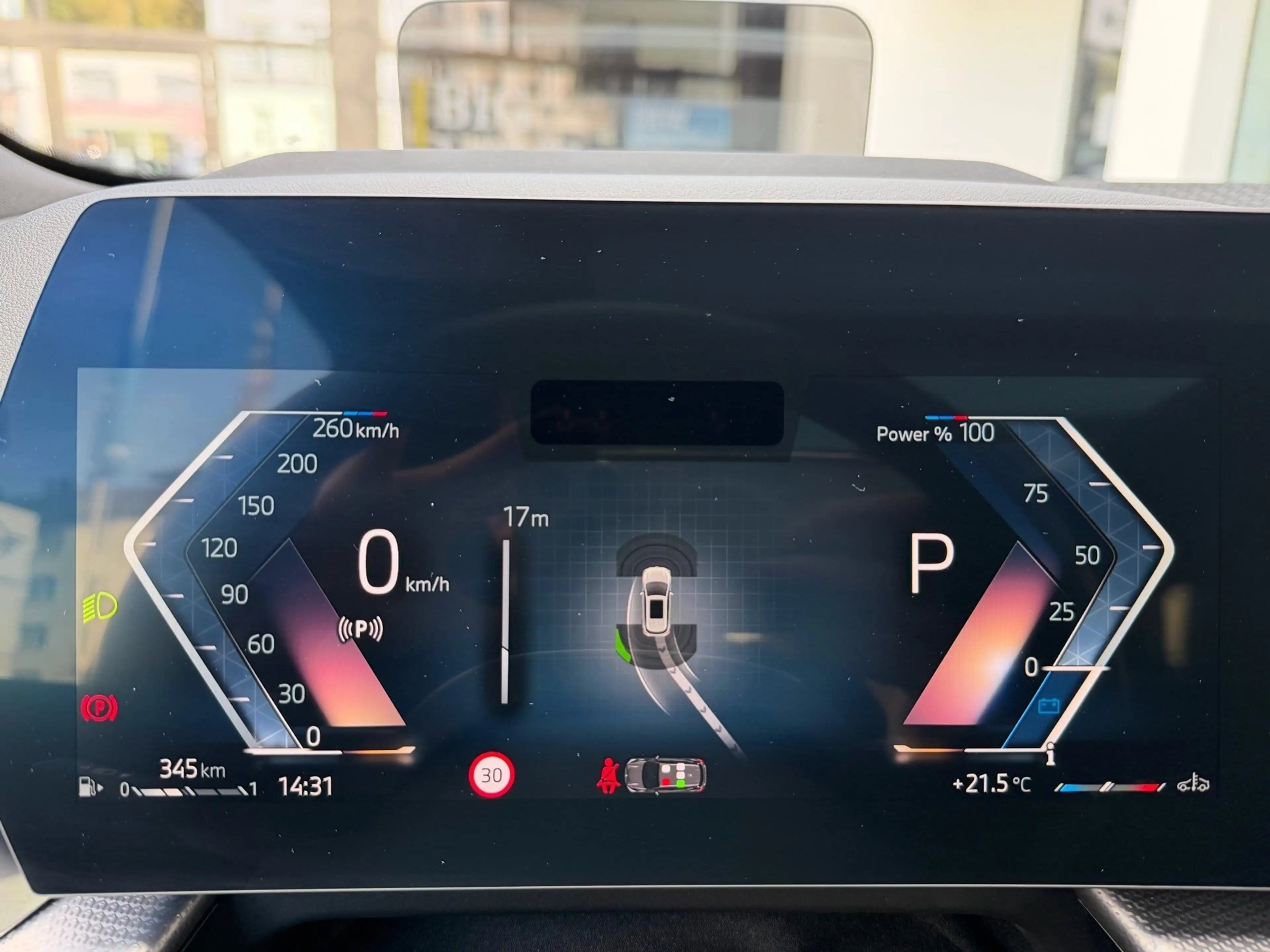 BMW 220 i Active Tourer M Sport DA Prof PA+ Pano HuD H/K — photo 15